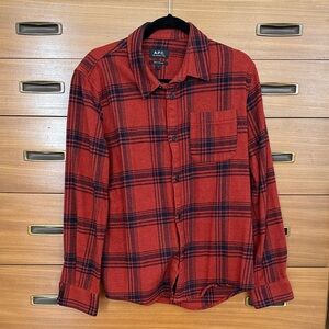 A.P.C. Men's trek plaid flannel - large